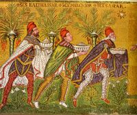 · Los Tres Magos · Detalle del mosaico de la Basílica de San Apolinar el Nuevo · Rávena, Italia · S. VI d. JC. · · Los Tres Magos · Detalle del mosaico de la Basílica de San Apolinar el Nuevo · Rávena, Italia · S. VI d. JC. ·